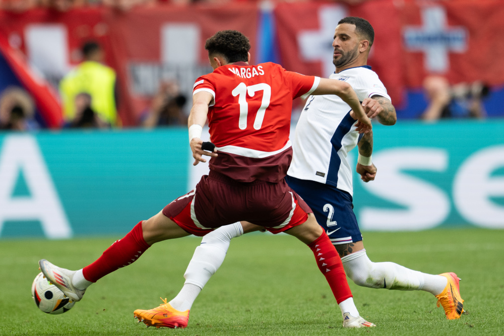 够取得前辈 够取得前辈